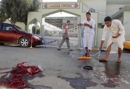 مقتل شرطي وإصابة 4 بتفجير انتحاري قرب مسجد بوسط أفغانستان