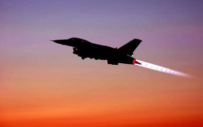 طائرات إسرائيلية تشن 4 غارات على شمال وجنوب قطاع غزة