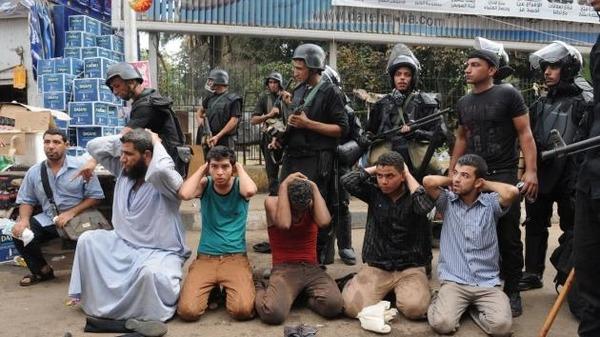 مصر کی عبوری حکومت کا اخوان المسلمین کے خلاف شدید رویہ