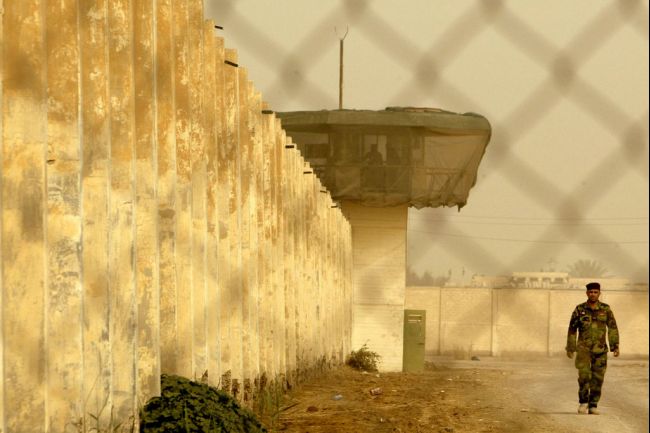 Iraq shuts down its notorious Abu Ghraib prison
