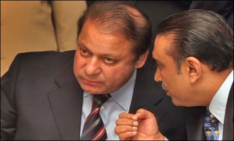 سابق صدر آصف زرداری وزیر اعظم ہاؤس پہنچ گئے   
