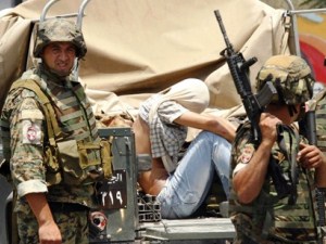 الجيش اللبناني يوقف أحد عناصر "كتائب عبد الله عزام" الإرهابية