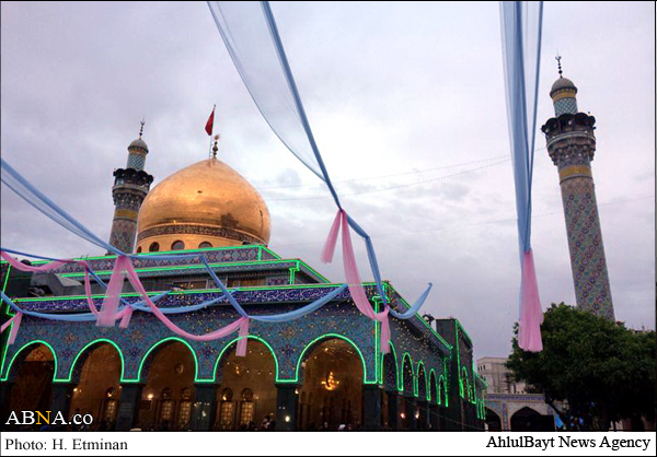 Həzrəti Zeynəbin (s) hərəmində Xanım Fatimənin (s) Milad Bayramı qeyd edildi + Foto