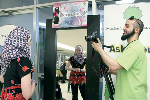  Muslim Student Association Hosts ‘Under the Hijab’ to Promote Islamic Culture 