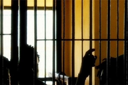 Palestinian prisoners in Israeli jails to go on hunger strike en masse