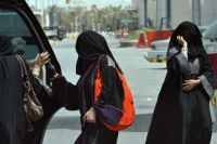 В Саудовской Аравии ужесточаются ограничения против женщин 