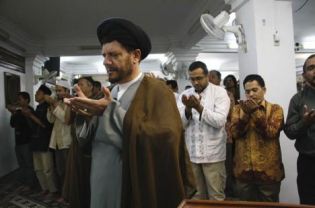 In Indonesia, leaders should not fan sectarian tensions