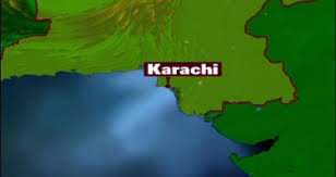 کراچی میں مدرسے کے پاس بم دھماکہ، بیس افراد جانبحق اور زخمی