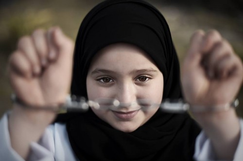 «منتدى البحرين لحقوق الإنسان» يطالب بلجنة تحقيق دولية في الانتهاكات ضد الصحافيين البحرينيين