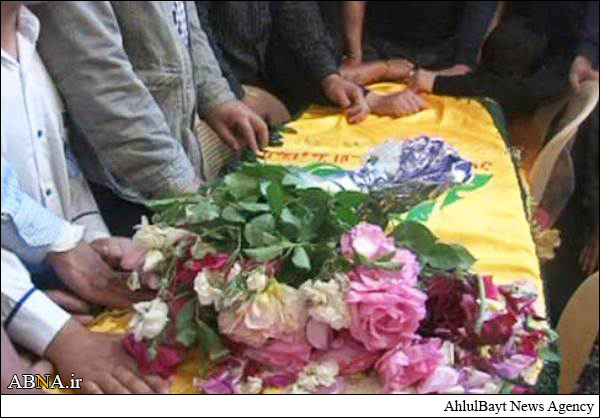 Hizbullah iring jenazah Husain al-Musawi dan Mohammed Haidar yang gugur syahid di Syria