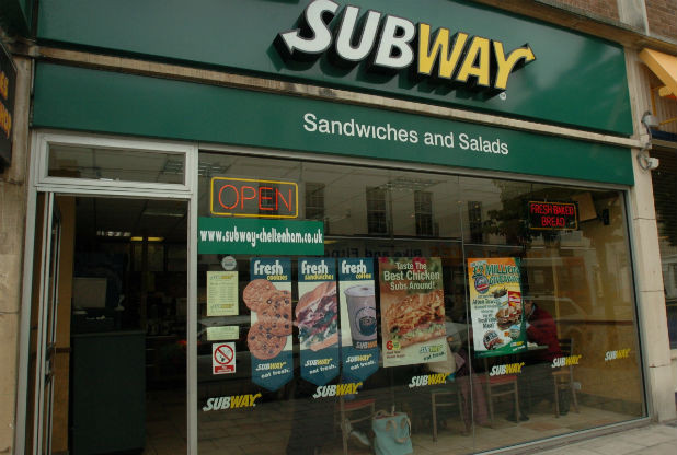 U.K.: Cheltenham Subways to keep traditional menu after Muslim halal meat demand