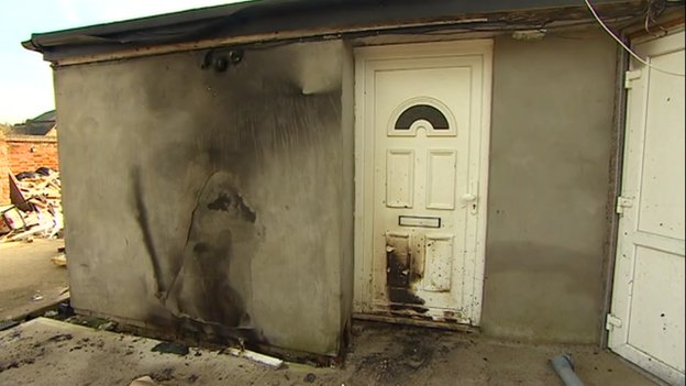 U.K.: Milton Keynes mosque fire: Richard Bevington jailed for arson