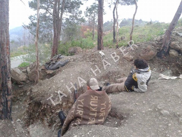 Teröristin Sırtında YURTKUR Battaniyesi / Foto