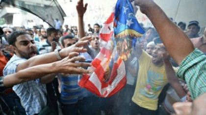 Marche contre l'intervention des États-Unis, Israël en Egypte et Emirats Arabes Unis