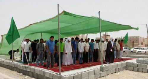النظام البحريني تطلب «ترخيصا» لمظلة في أرض مسجد هدمه النظام في 2011