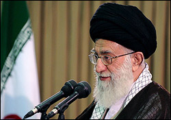 رہبر معظم کی آیت اللہ مشکینی کی بے نظیر شخصیت اور جامعیت پر تاکید