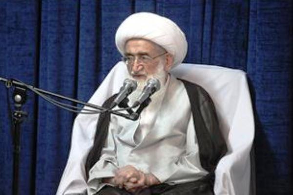 المرجع الديني «آية الله همداني» يدعو إلى التصدي إلى الاستكبار والتكفيريين