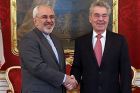 Zarif trifft mit dem österreichischen Bundespräsident zusammen 