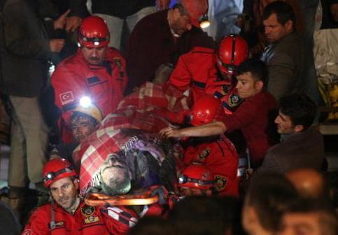شرطة تركية تعتقل 18 شخصا بينهم مسؤولون وموظفون في قضية المنجم