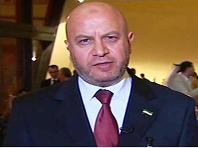 سفير الائتلاف السوري يقول ان إعادة انتخاب جربا غير مقبول وقد تكون نهاية الائتلاف