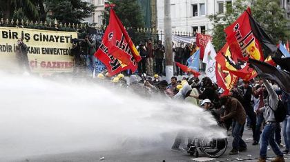 Turcs continuent protestations accident minier