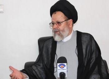 سوئی کی نوک کے برابر شیعہ سنی اختلاف پھیلانے والا اسلام کا خائن ہے