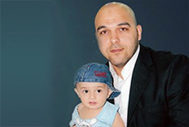Hicab məhbusu Elşad Rzayevin valideyni dünyasını dəyişdi