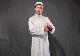 Single uniform for Azerbaijani imams