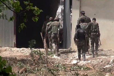 L'armée détruit un entrepôt d'armes dans la banlieue d'Alep 