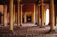 ایرانی سفیر کشمیر کی تاریخی مسجد کے دورہ پر