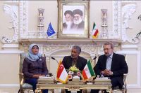 ایران اور سنگاپور پارلیمانی اسپیکروں کی ملاقات