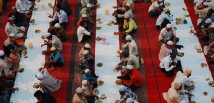  الصين: تعليمات بمنع الموظفين من الصيام خلال رمضان
