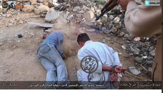 نشطاء يتداولون صوراً لعمليات قتل جماعى فى كركوك على يد "داعش"