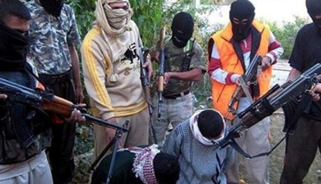 ISIL-Terroristen nehmen 100 Ausländer zu Geiseln