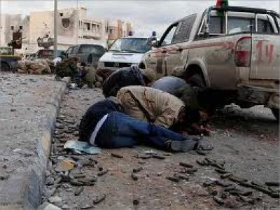 قتال عنيف في محيط ميناء بنغازي ومقتل واصابة 21 مسلحا