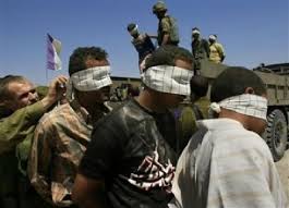 عدد المعتقلين الفلسطينيين بلغ 468 معتقلا منذ بدء حملة البحث عن المستوطنين الثلاثة