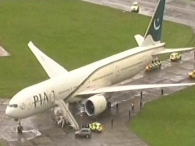 پی آئی اے پرواز پر فائرنگ ، ایک ہلاک ،دو زخمی