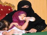 گرفتار شیعہ رہنما خواجہ محمد علی کو بہیمانہ تشدد کا نشانہ بنایا جا رہا ہے، عدالت میں پیش کیا جائے، اہلیہ کا موقف