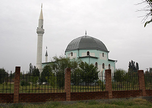 В Крыму вновь заработала центральная мечеть г.Саки, пострадавшая в результате пожара