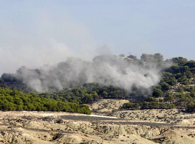 الجيش التونسي يقصف بالمدفعية المنطقة التي قتل فيها 4 عسكريين في انفجار لغم