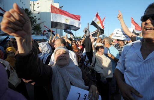 "يوم غضب" للإخوان المسلمين في مصر واشتباكات مع قوات الأمن