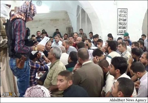 موصل میں لوگ خلیفہ ابوبکر البغدادی کی بیعت کرنے پر مجبور+ تصاویر
