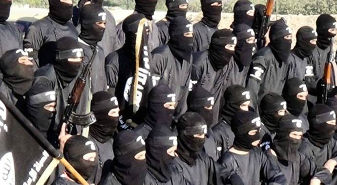 İngiltere, Suriye'de savaşması için 100 bin kişiyi eğitme planı yaptı iddiası