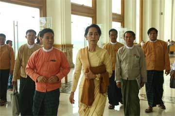  ဘာသာေရးကို ႏုိင္ငံေရးတြင္ အသံုးျပဳေနၿပီလား