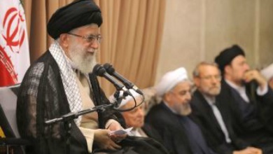 “Líder Supremo Rechaza Reducción de Capacidad de Enriquecimiento de Uranio de Irán” 