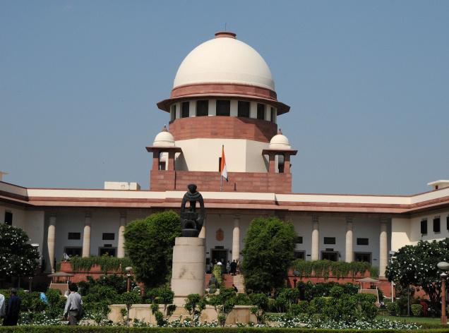 हिंदुस्तान में शरई अदालतें और फ़तवे मान्य नहीं।