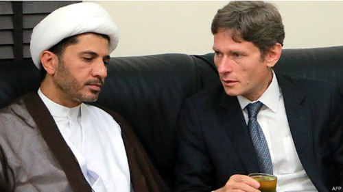 اجتماع الشيخ سلمان مع دبلوماسي أمريكي كبير يجعل السلطات البحرينية أن توجه الاتهامات له
