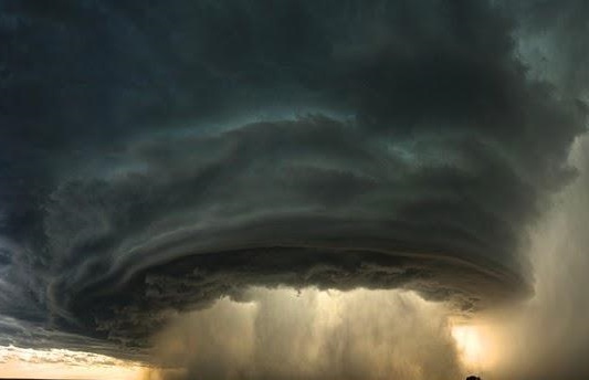 Allah’ın eli sıkıdır derler, söylediklerinden dolayı lanetlendiler