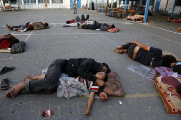 صورة تحكي الوضع المأساوي لفلسطينيين في غزة