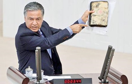 Turkish MP condemns government's stance against burning Quran in a Shiite mosque